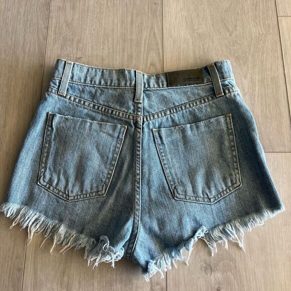 Carmar Denim Los Angeles Helen Shorts Size 24 Distressed - Picture 2 of 10